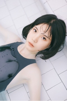 情侣在宾馆